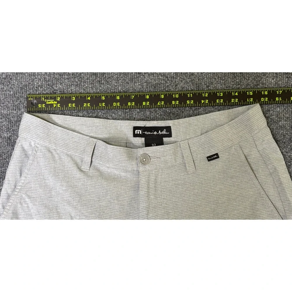 Travis Mathew Men's Size 32 Gray Striped Performance‎ Golf Shorts